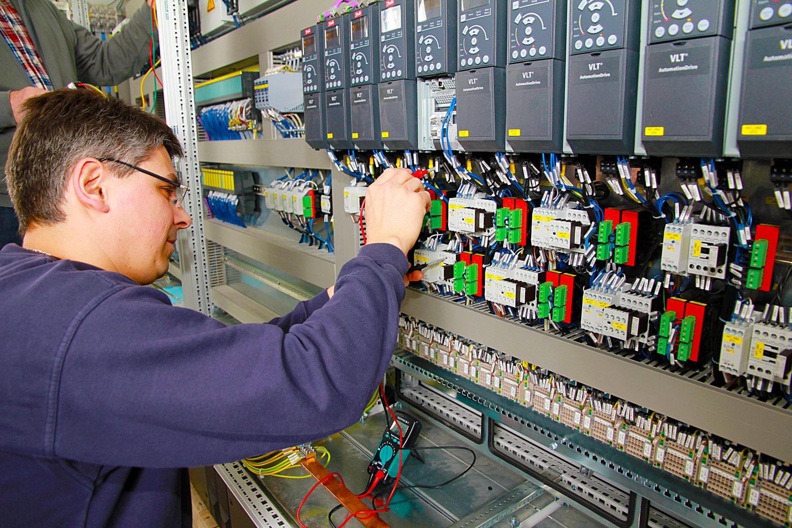 Comprobación de condiciones de seguridad eléctrica